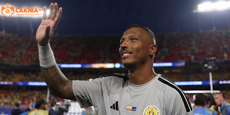 Eloy Room là ngôi sao sáng nhất của Curacao trong trận đấu với Ecuador.